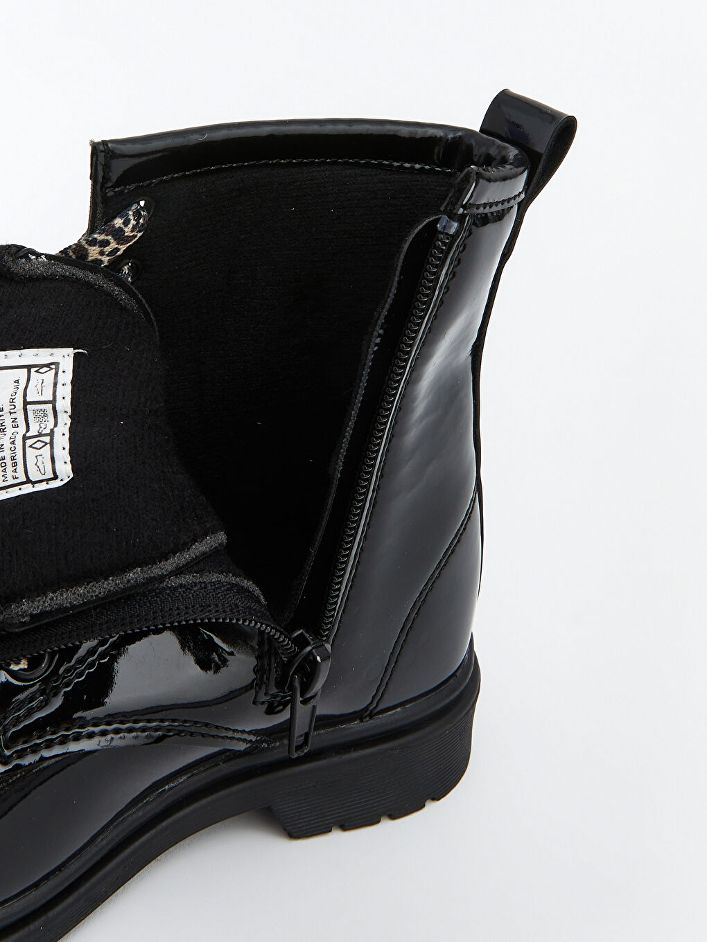 Siyah Deri Görünümlü Kız Bebek Bot-6