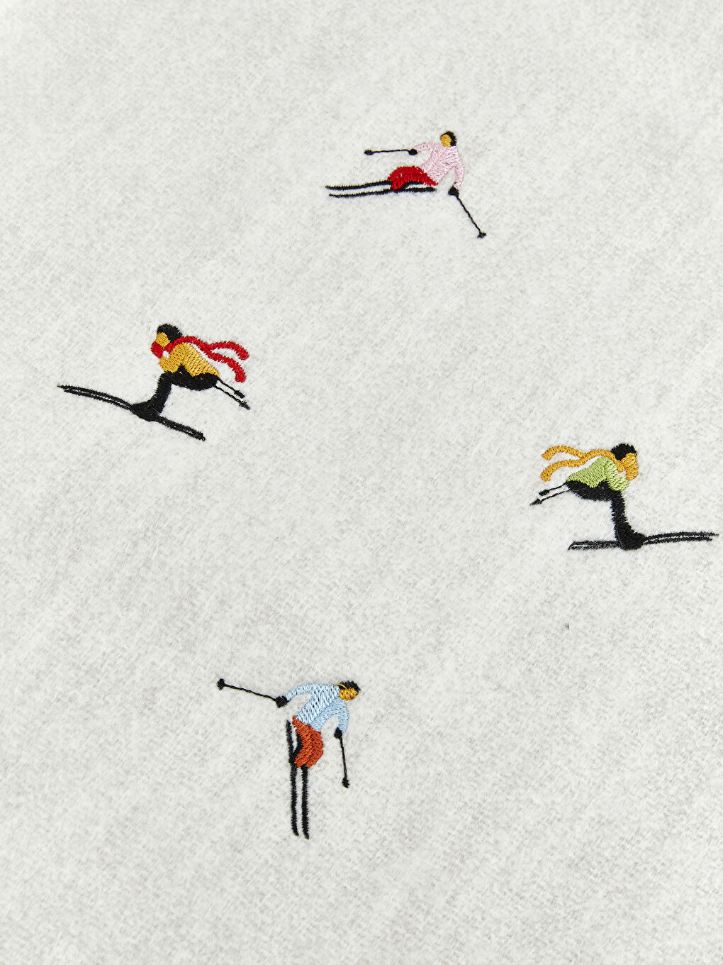 Ekru Püsküllü Kadın Atkı-2