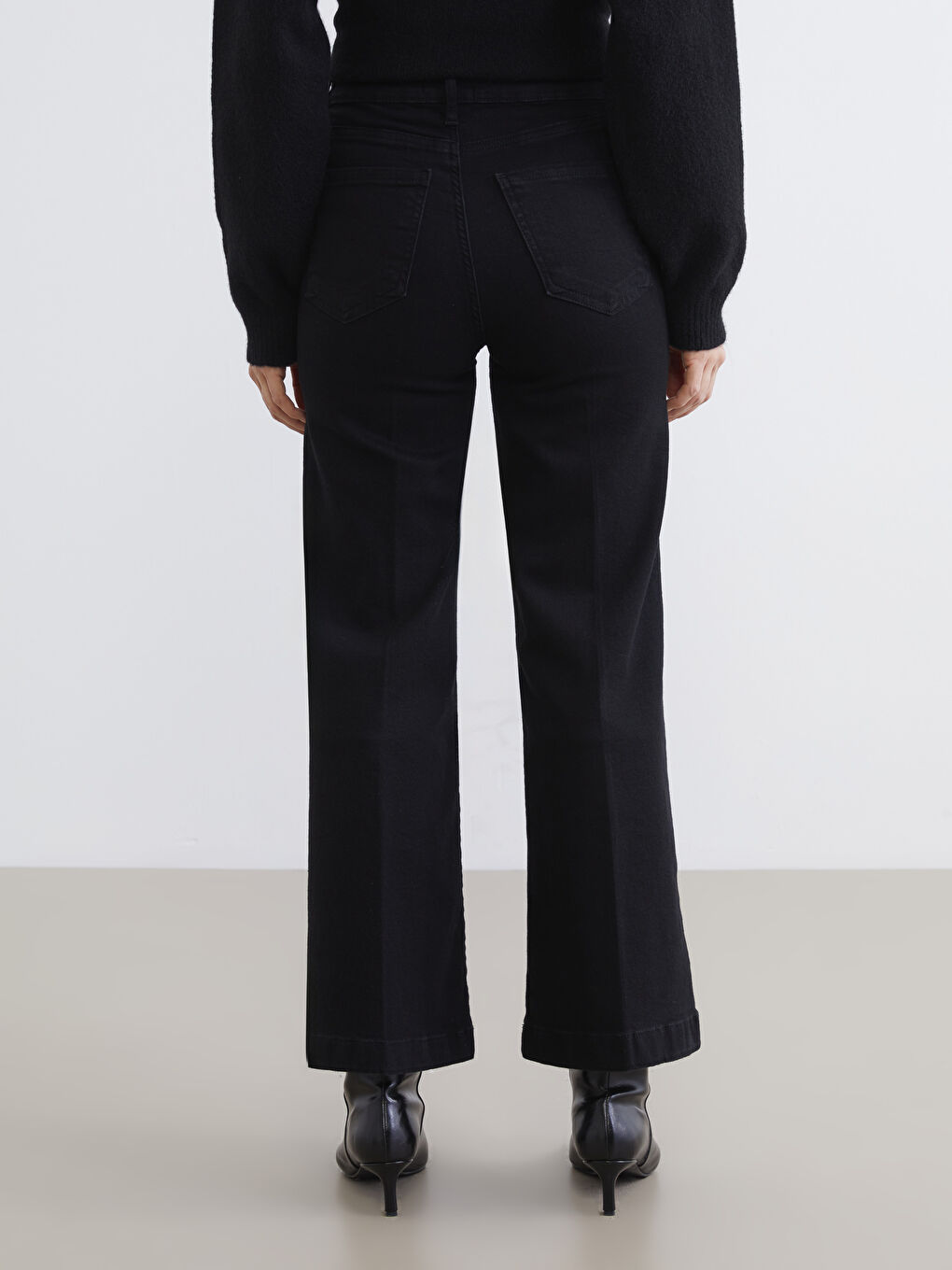 Siyah Wideleg Kadın Jean Pantolon-3
