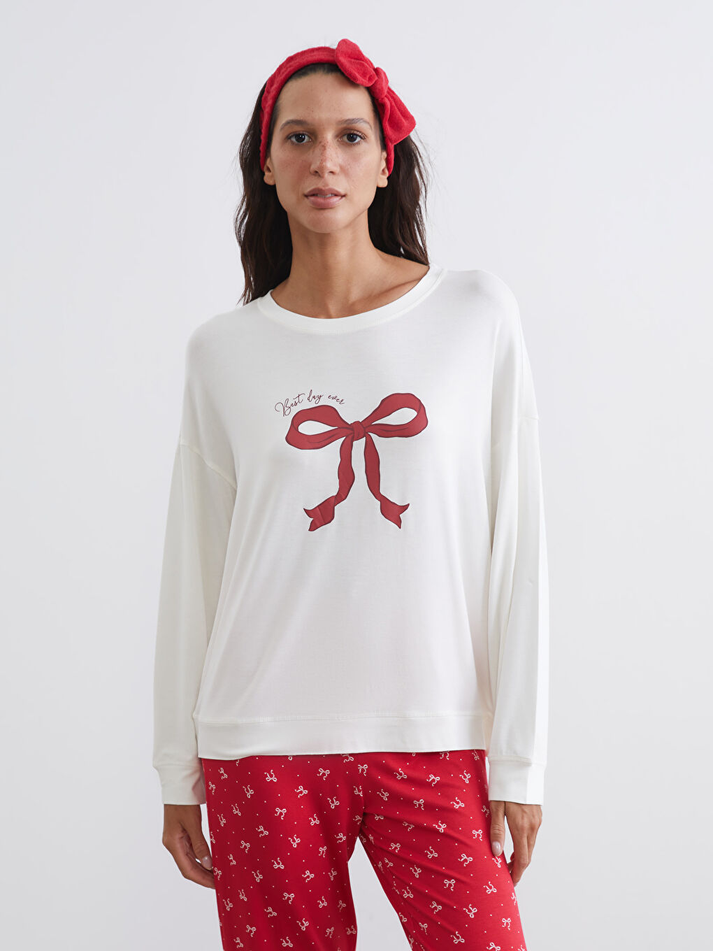 Kırmızı Bisiklet Yaka Fiyonk Baskılı Kadın Pijama Takımı-1