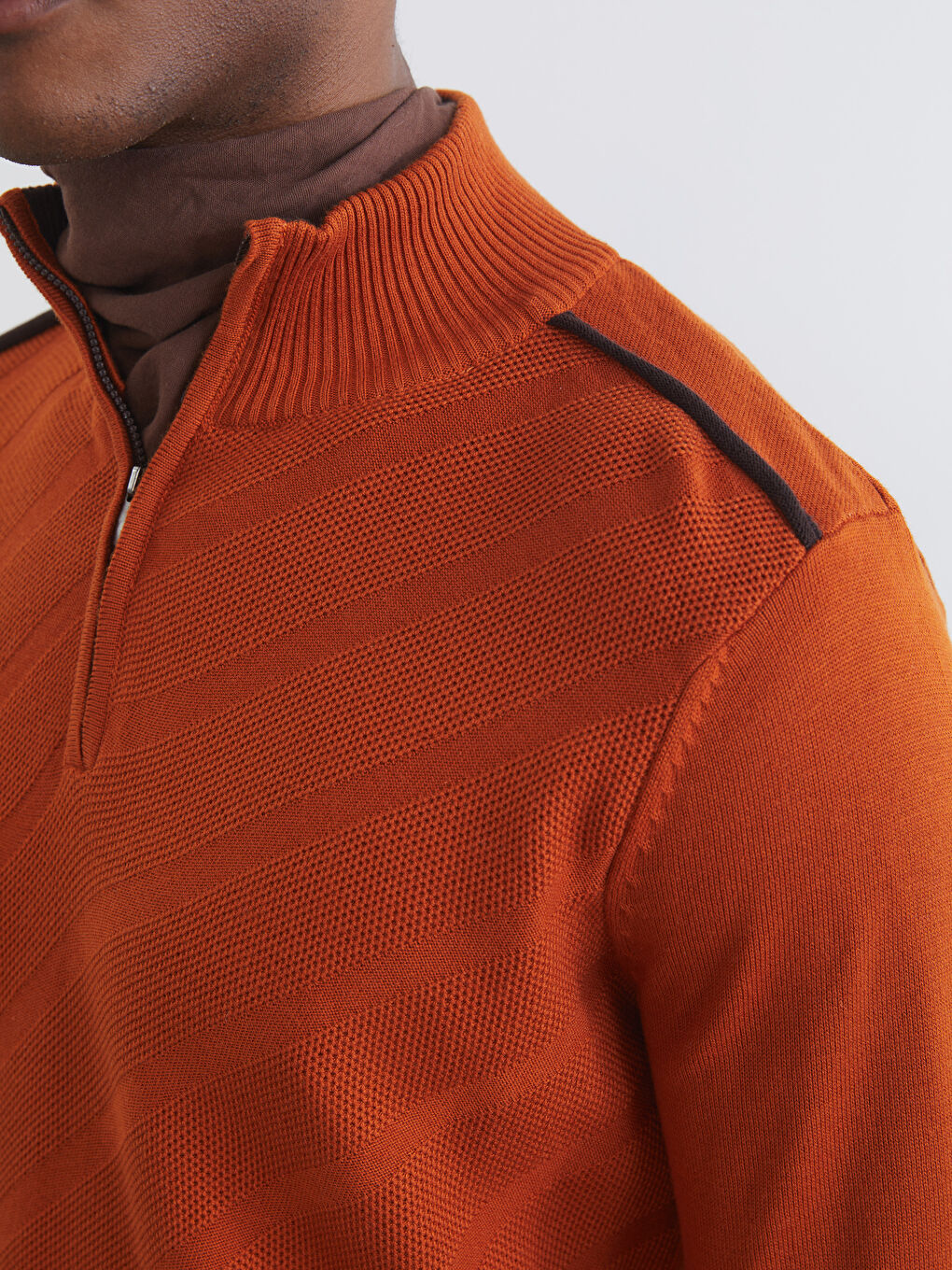 Turuncu Dik Yaka Erkek Triko Kazak-2