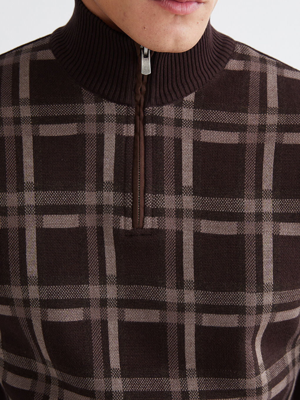 Kahverengi Dik Yaka Erkek Triko Kazak-2