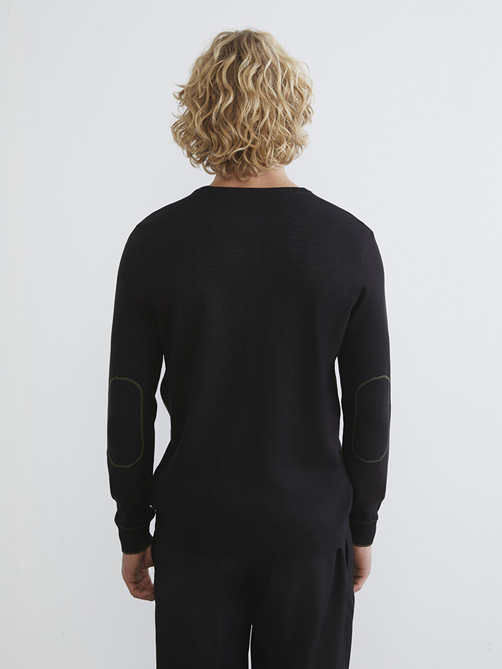 Siyah Bisiklet Yaka Desenli Erkek Triko Kazak-3