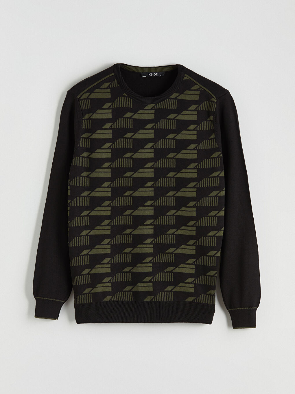 Siyah Bisiklet Yaka Desenli Erkek Triko Kazak-4