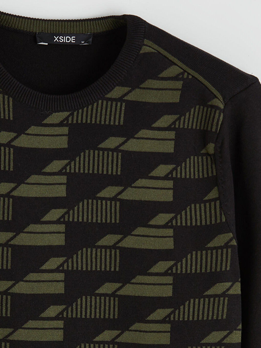 Siyah Bisiklet Yaka Desenli Erkek Triko Kazak-5