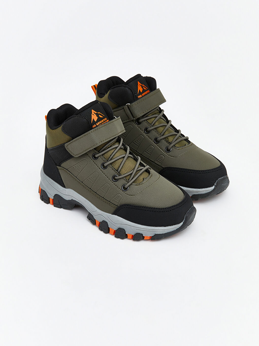 Haki Bağcık Ve Cırt Cırtlı Erkek Çocuk Bot