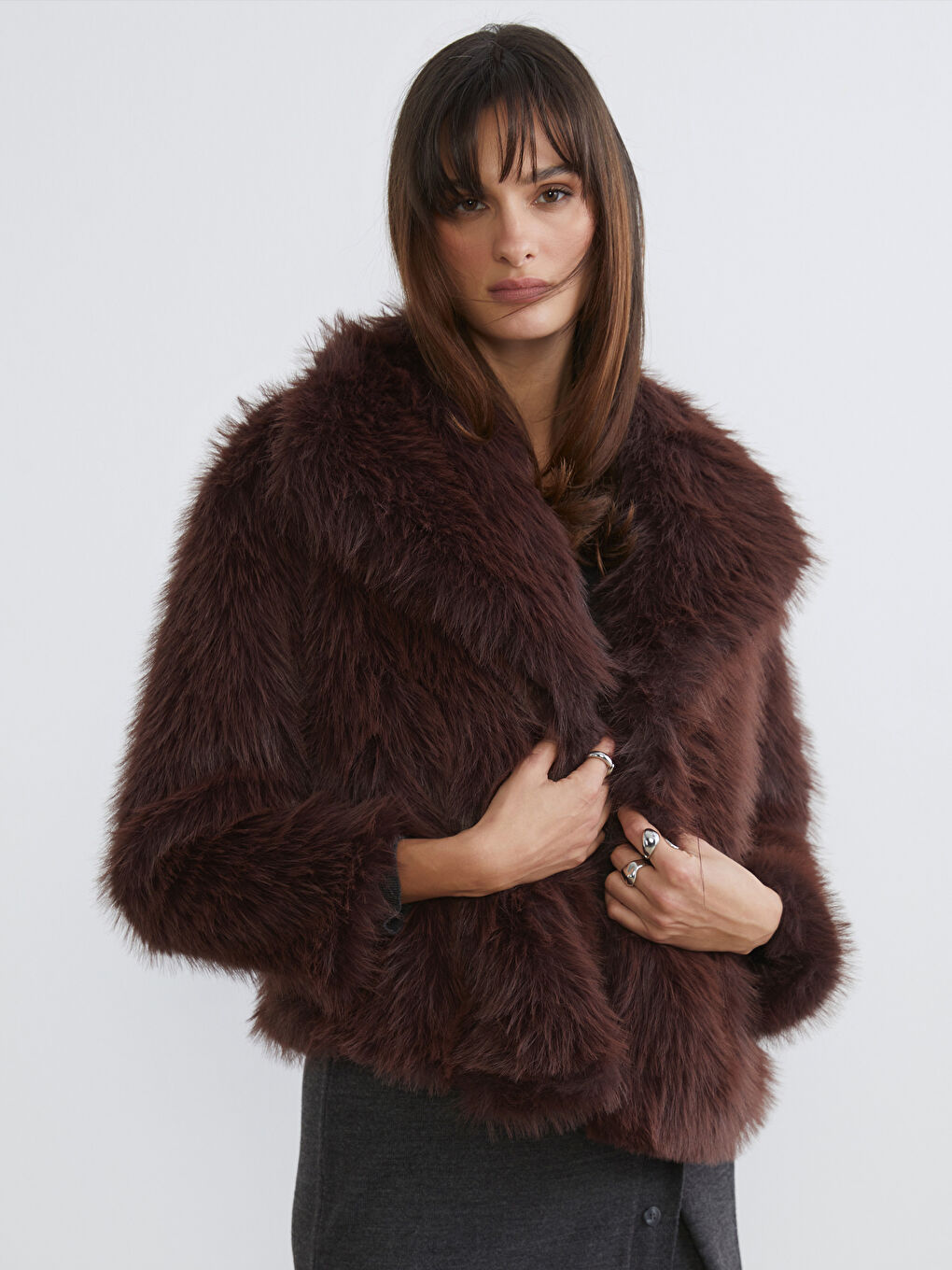 Kahverengi Ceket Yaka Kadın Kürk Mont