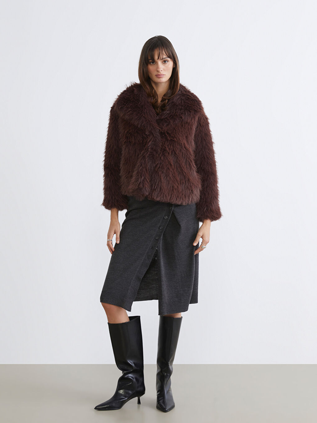 Kahverengi Ceket Yaka Kadın Kürk Mont-1