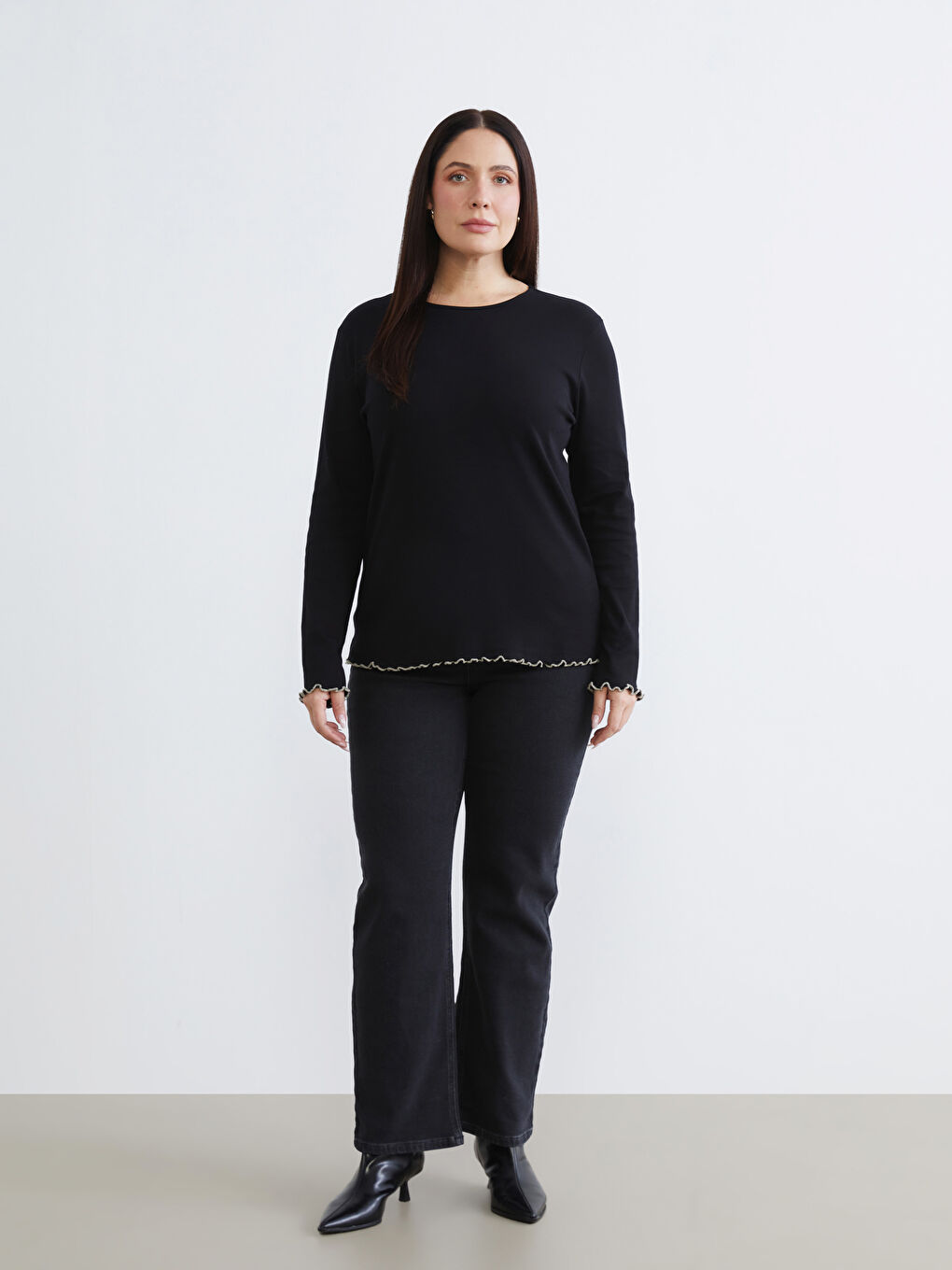 Siyah Büyük Beden Bisiklet Yaka Kadın Tişört 2'li-11