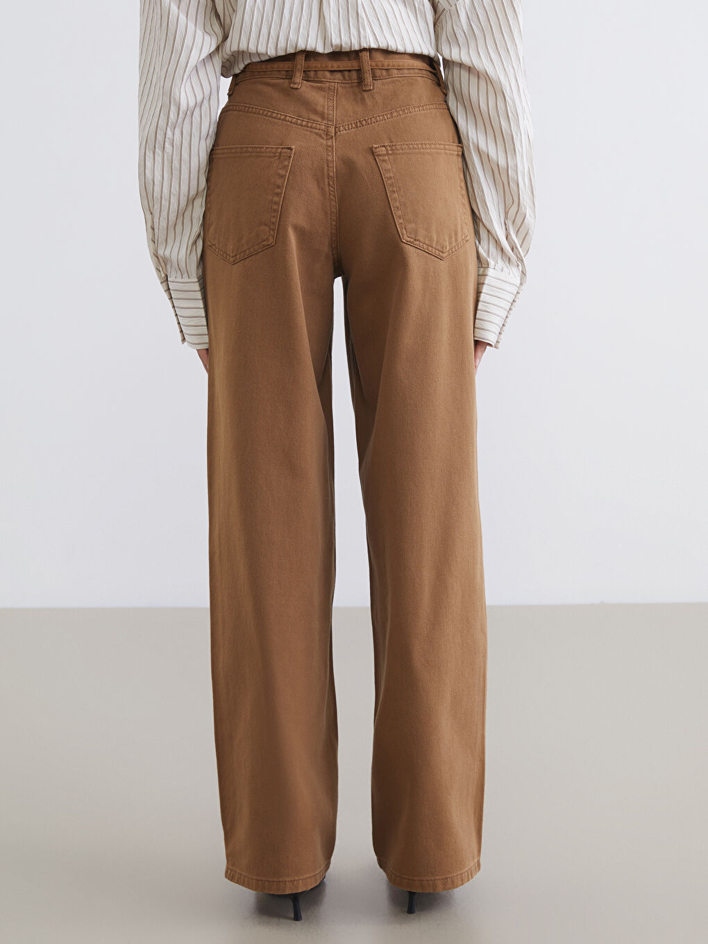 Kahverengi Baggy Fit Kadın Jean Pantolon-3