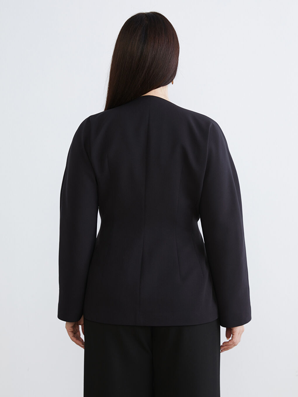 Siyah Büyük Beden V Yaka Kadın Ceket-4