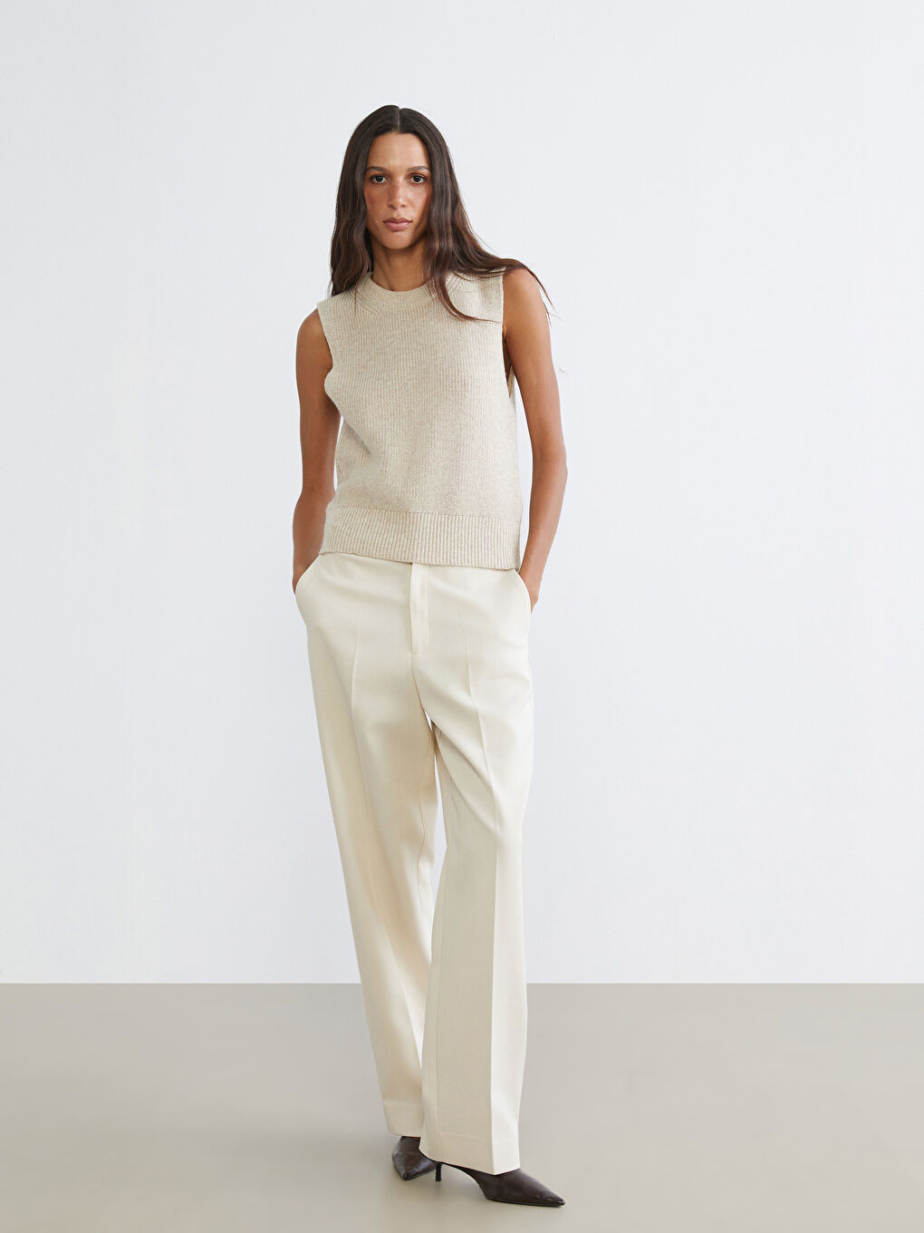 Bej Bisiklet Yaka Kadın Triko Süveter-1