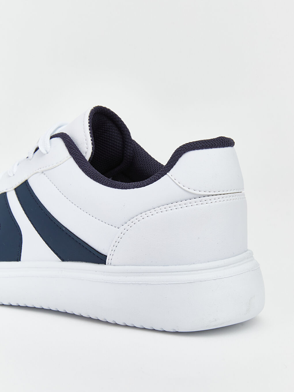 Beyaz Bağcıklı Erkek Spor Ayakkabı-4