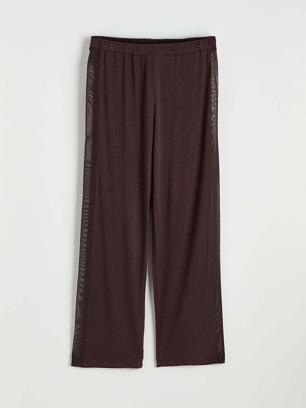 Kahverengi V Yaka Tül Detaylı Kadın Pijama Takımı-2