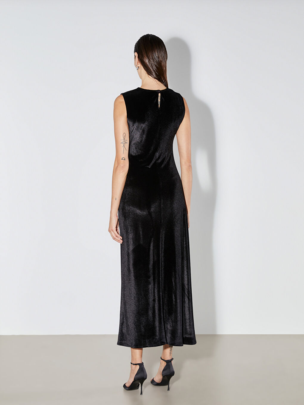 Siyah Bisiklet Yaka Büzgülü Elbise-3