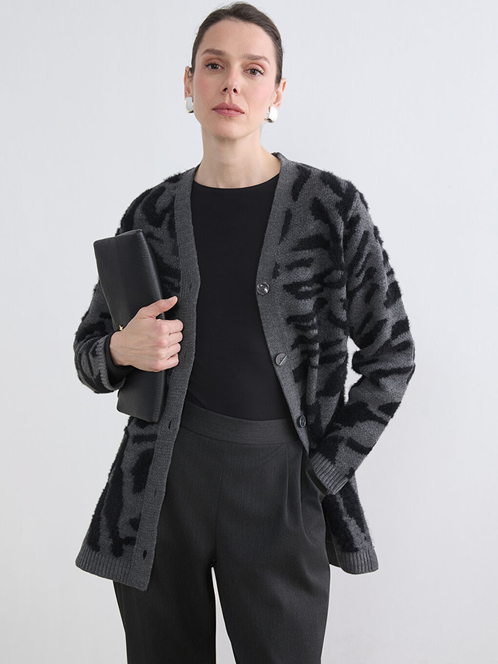 Woman BLACK Cardigan