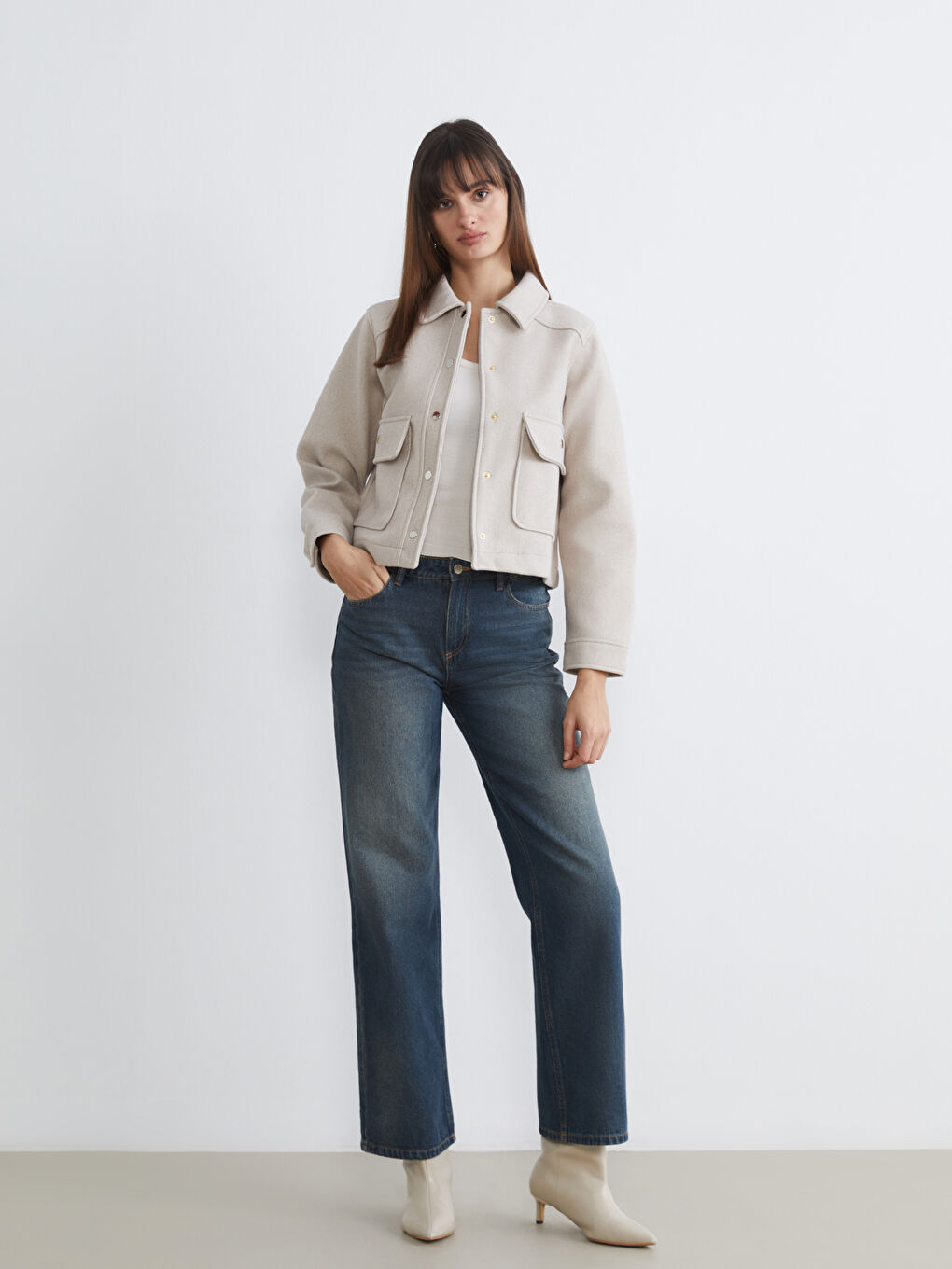 Bej Gömlek Yaka Kadın Kaşe Ceket-1