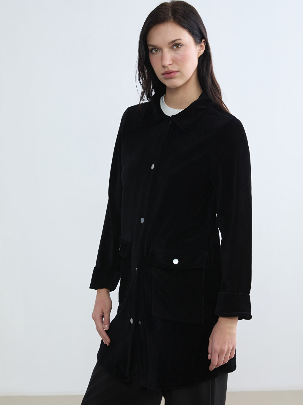 قميص خارجي أسود امرأة