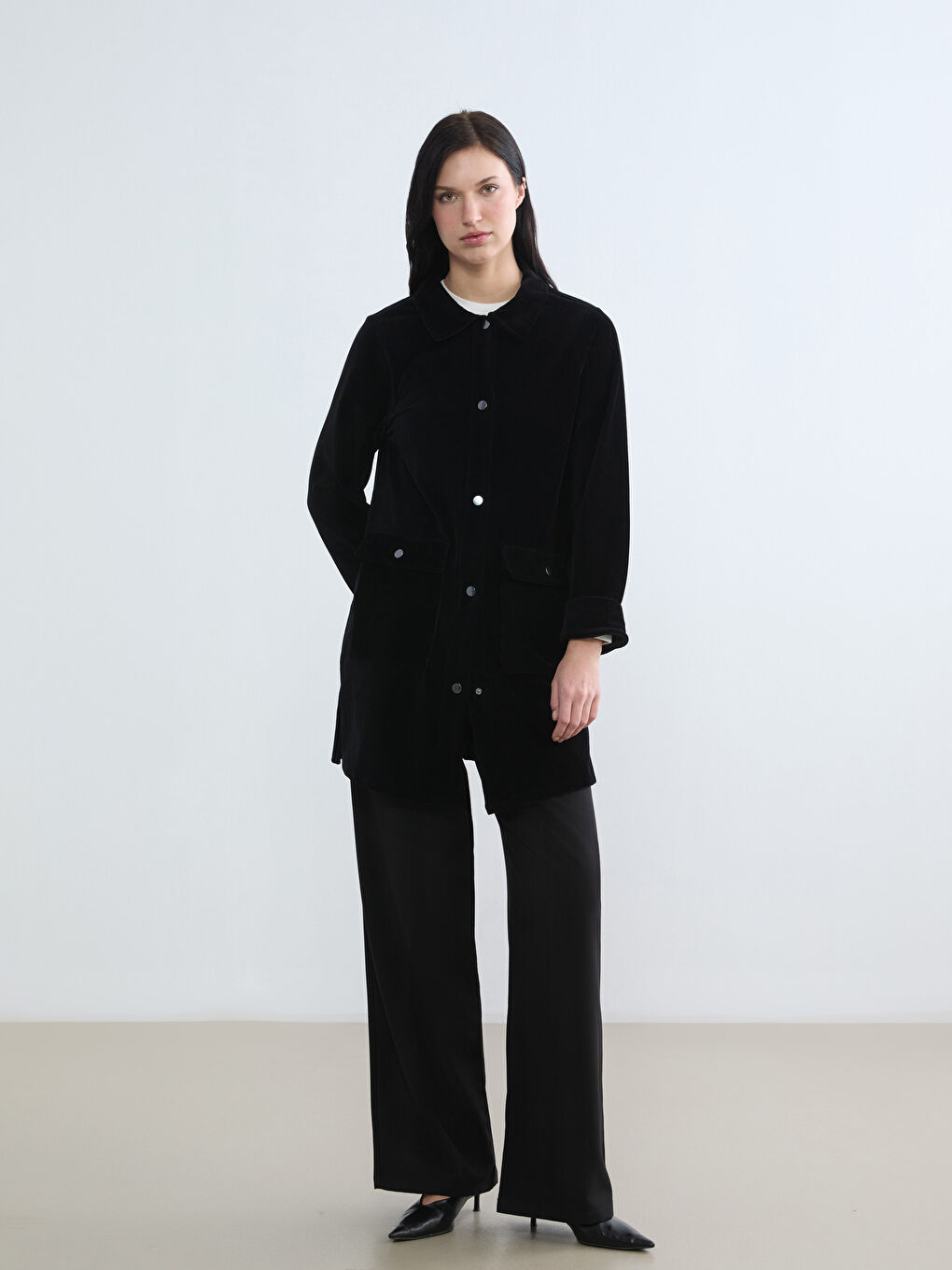 قميص خارجي أسود امرأة-1