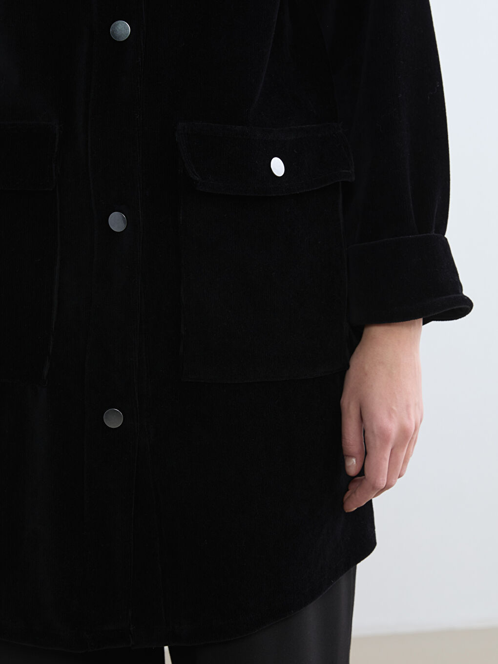 قميص خارجي أسود امرأة-2