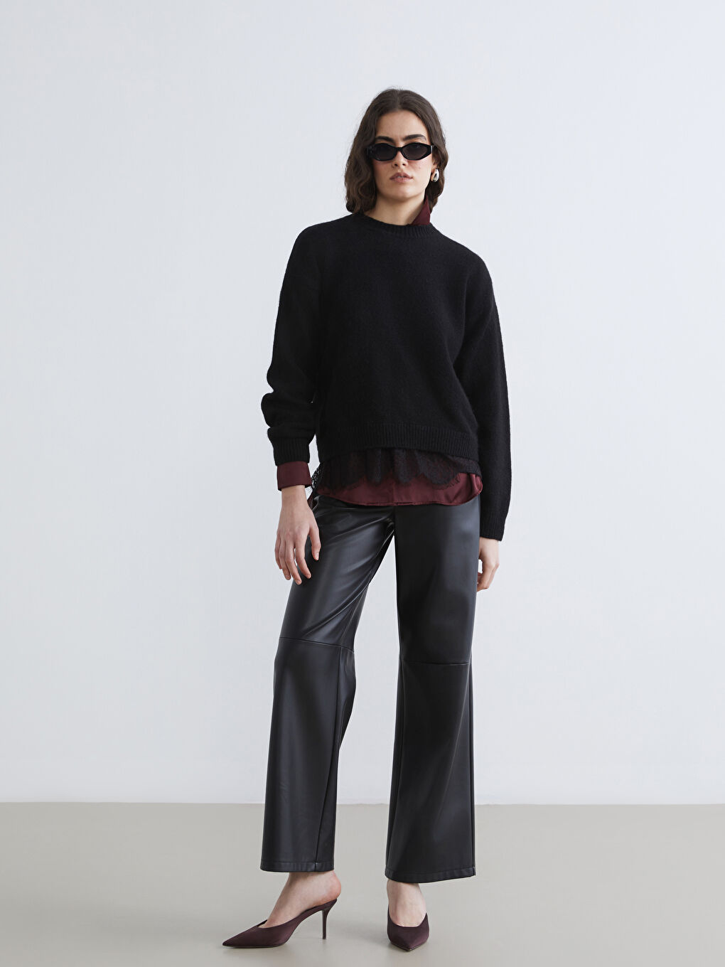 Elevate your style with our crew neck knit sweater, delicately detailed with lace.-1