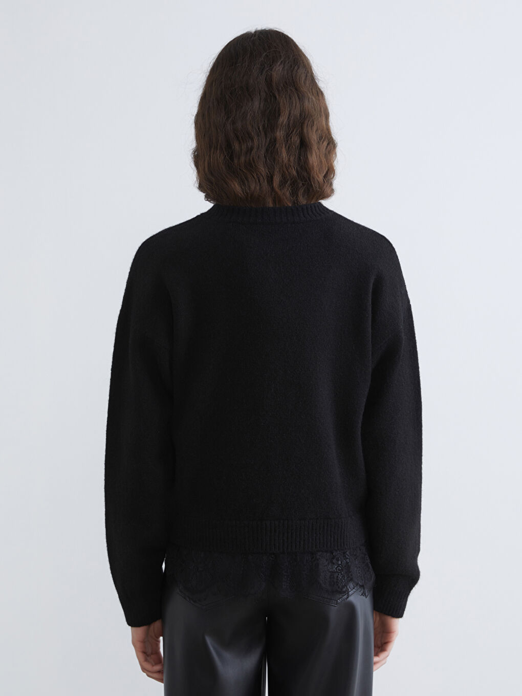 Elevate your style with our crew neck knit sweater, delicately detailed with lace.-3