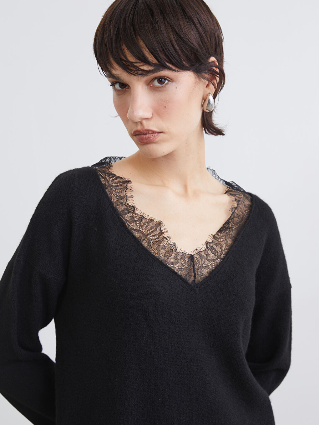 Woman BLACK Sweater-1