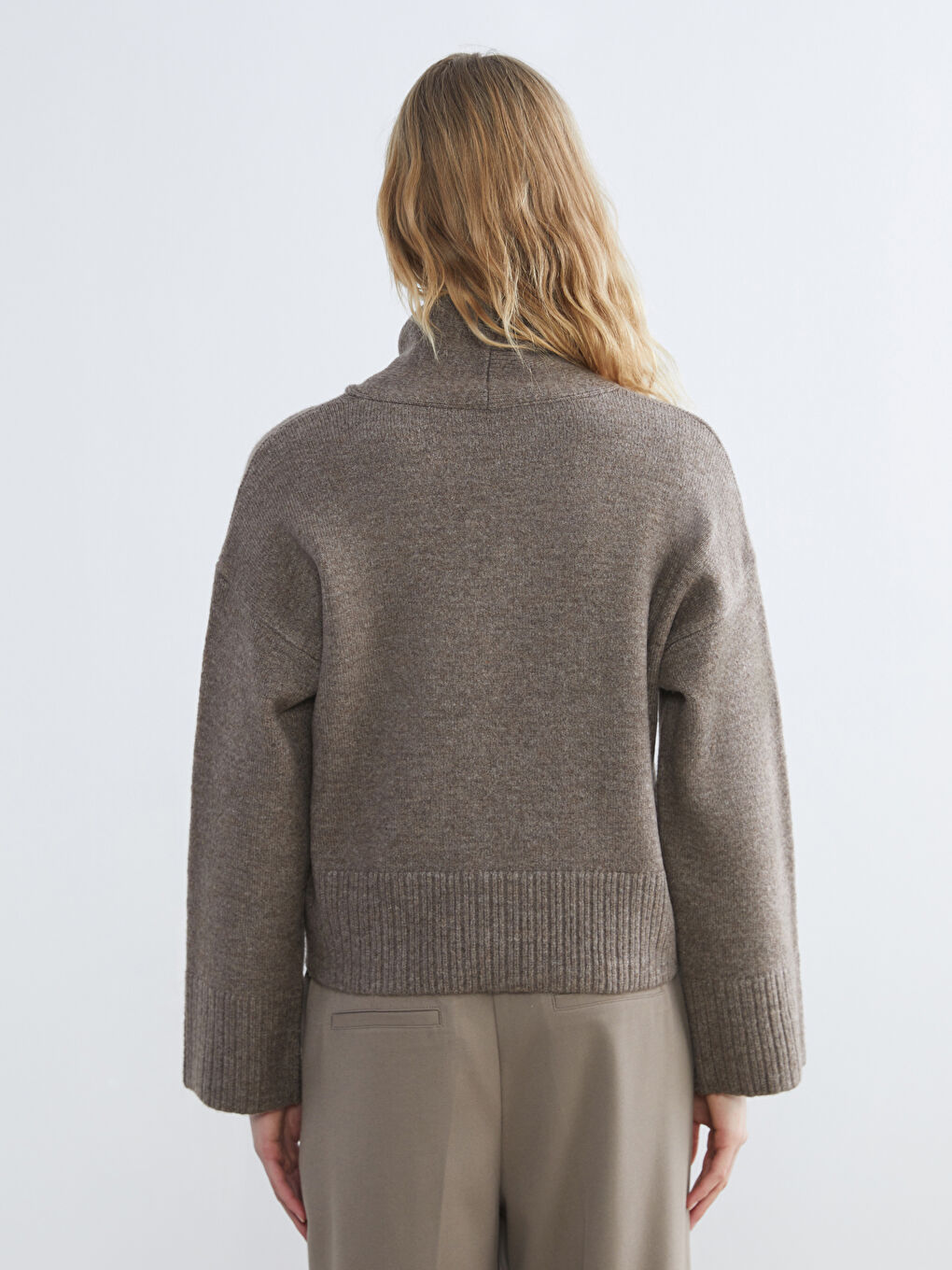 Bej Şal Yaka Kadın Triko Kazak-3