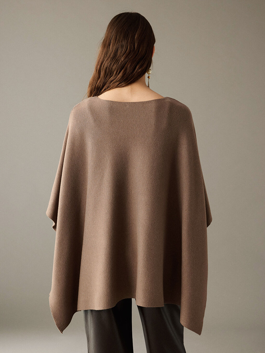 Bej Bisiklet Yaka Oversize Kadın Triko Panço-3