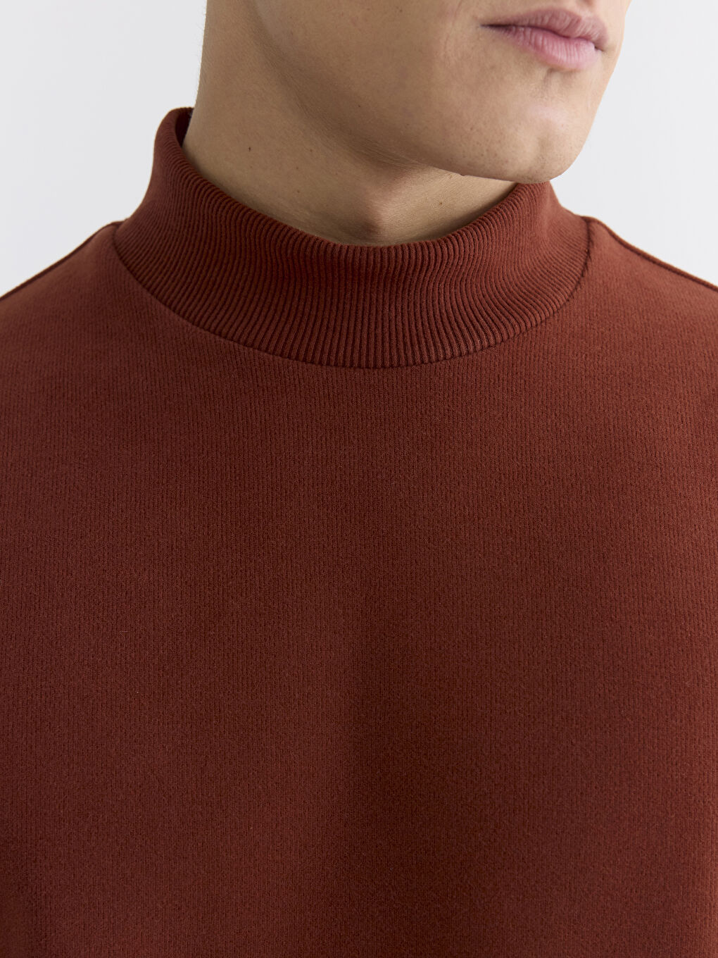 Kahverengi Dik Yaka Erkek Sweatshirt-3