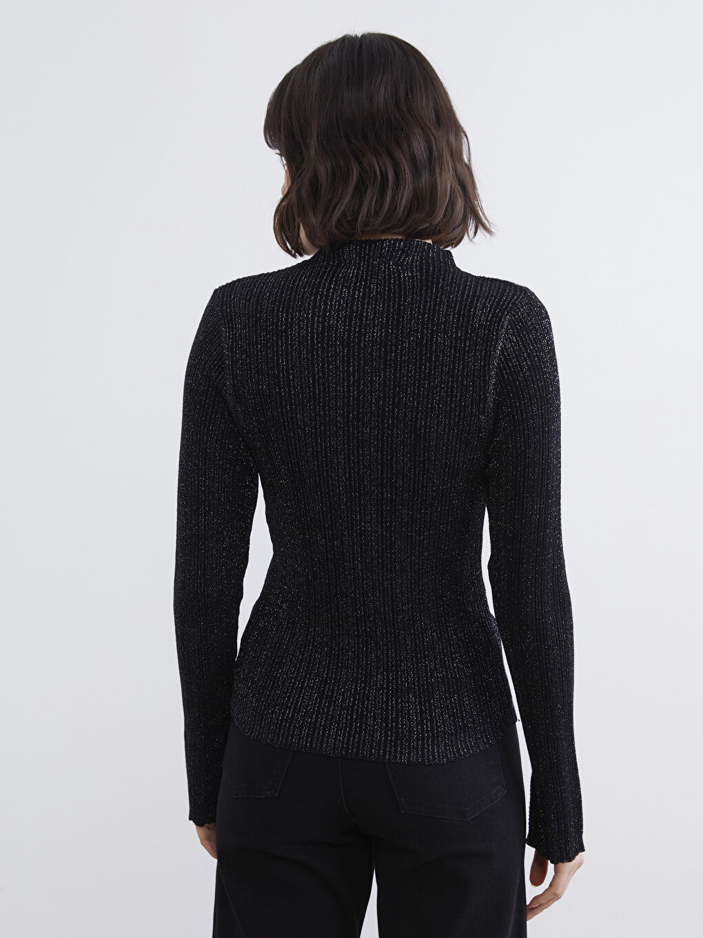 Woman BLACK Sweater-3