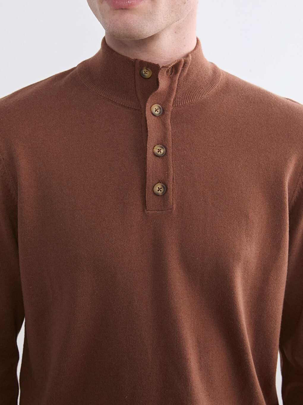 Kahverengi Dik Yaka Erkek Triko Kazak-2