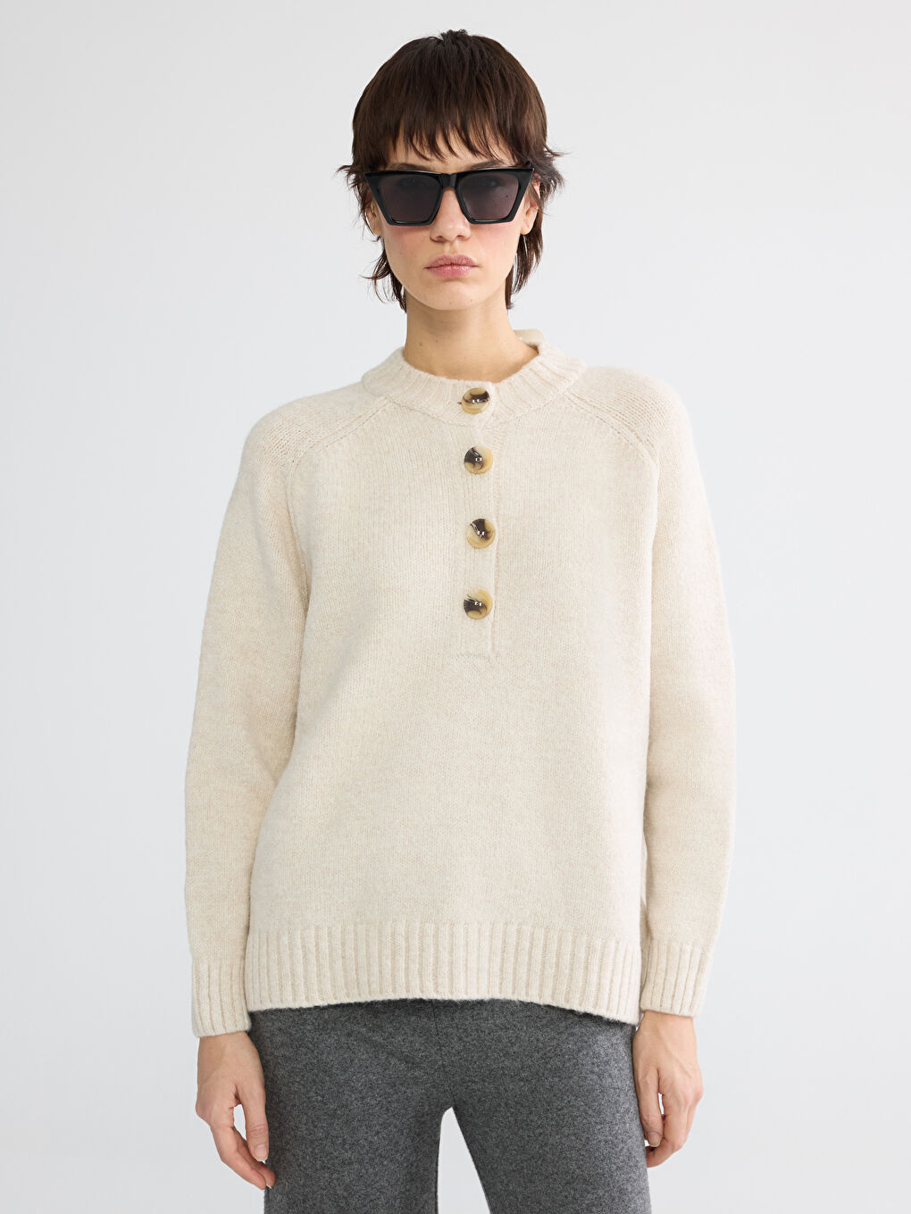 Woman BEIGE Sweater