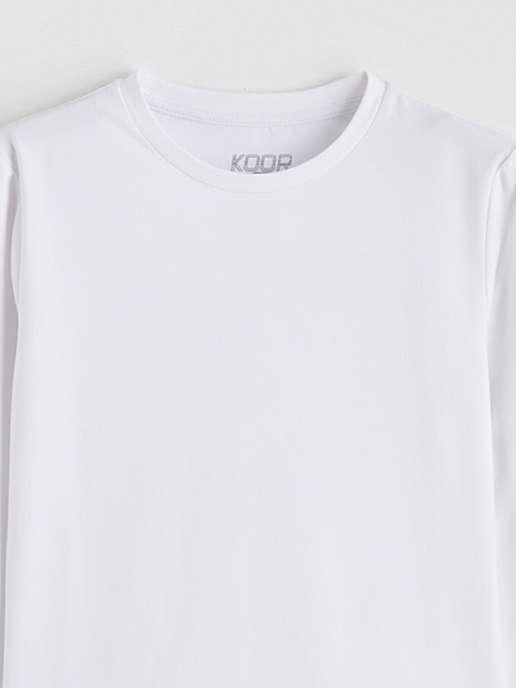 Beyaz Bisiklet Yaka Kadın Spor Tişört-5