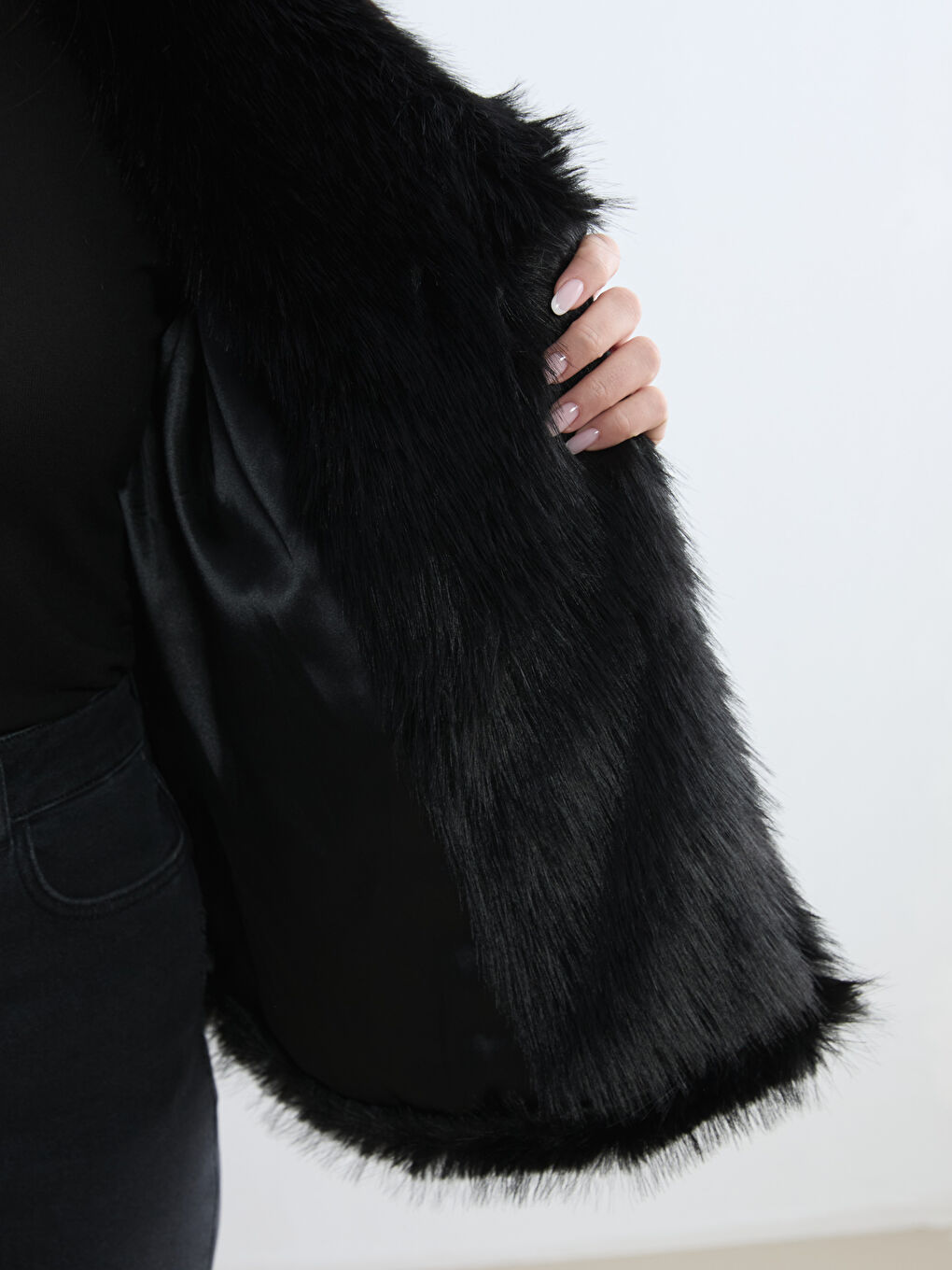 Siyah Şal Yaka Kadın Kürk Mont	-3