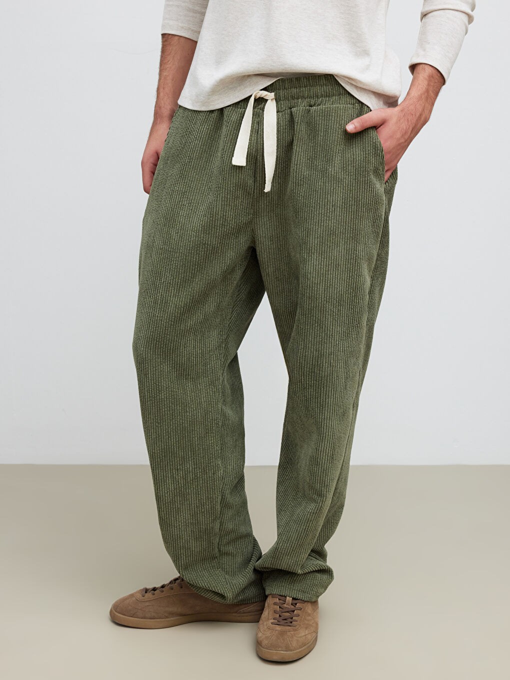 Yeşil Rahat Kalıp Kadife Erkek Pantolon-1