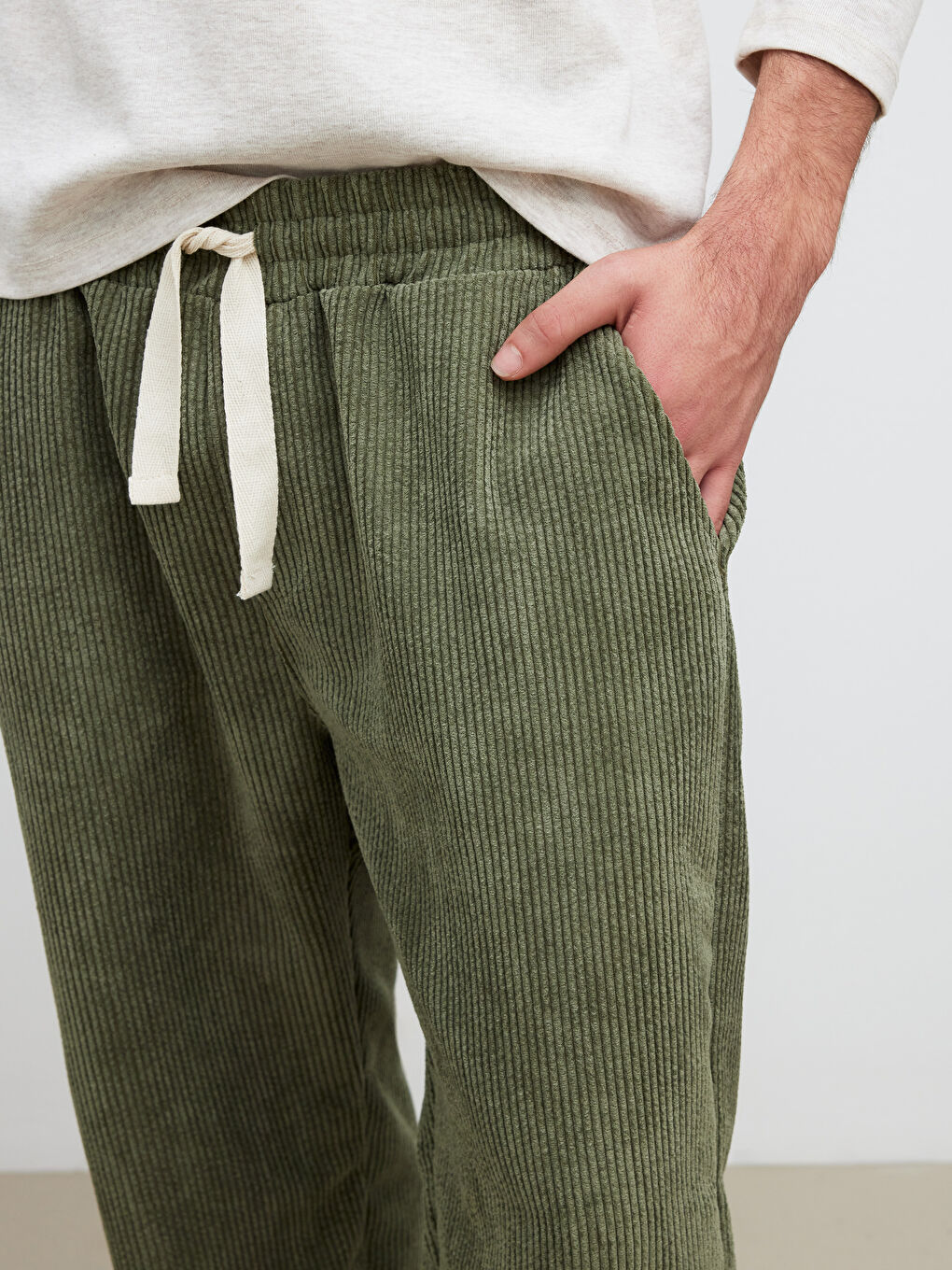 Yeşil Rahat Kalıp Kadife Erkek Pantolon-2