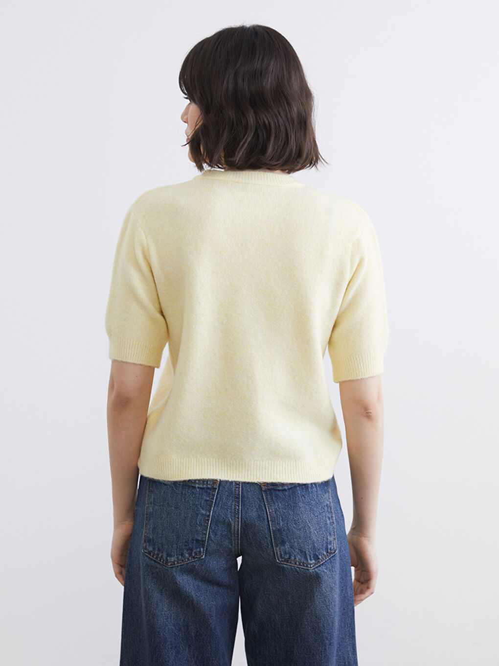 Әйелдер сары Жемпір-3