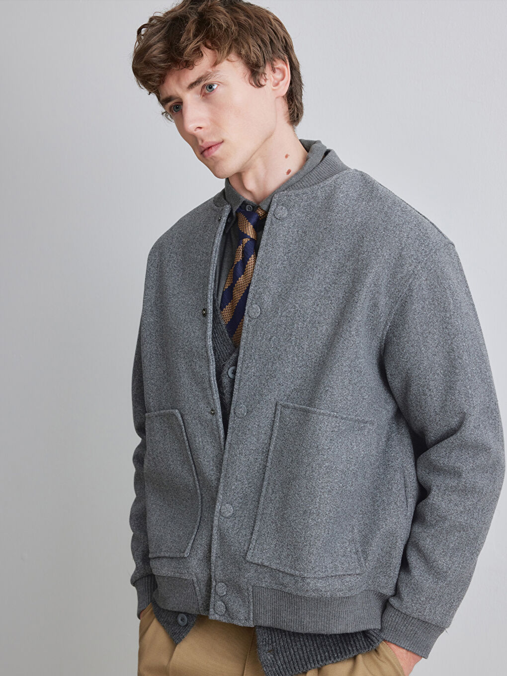 Gri Rahat Kalıp Kolej Yaka Erkek Ceket