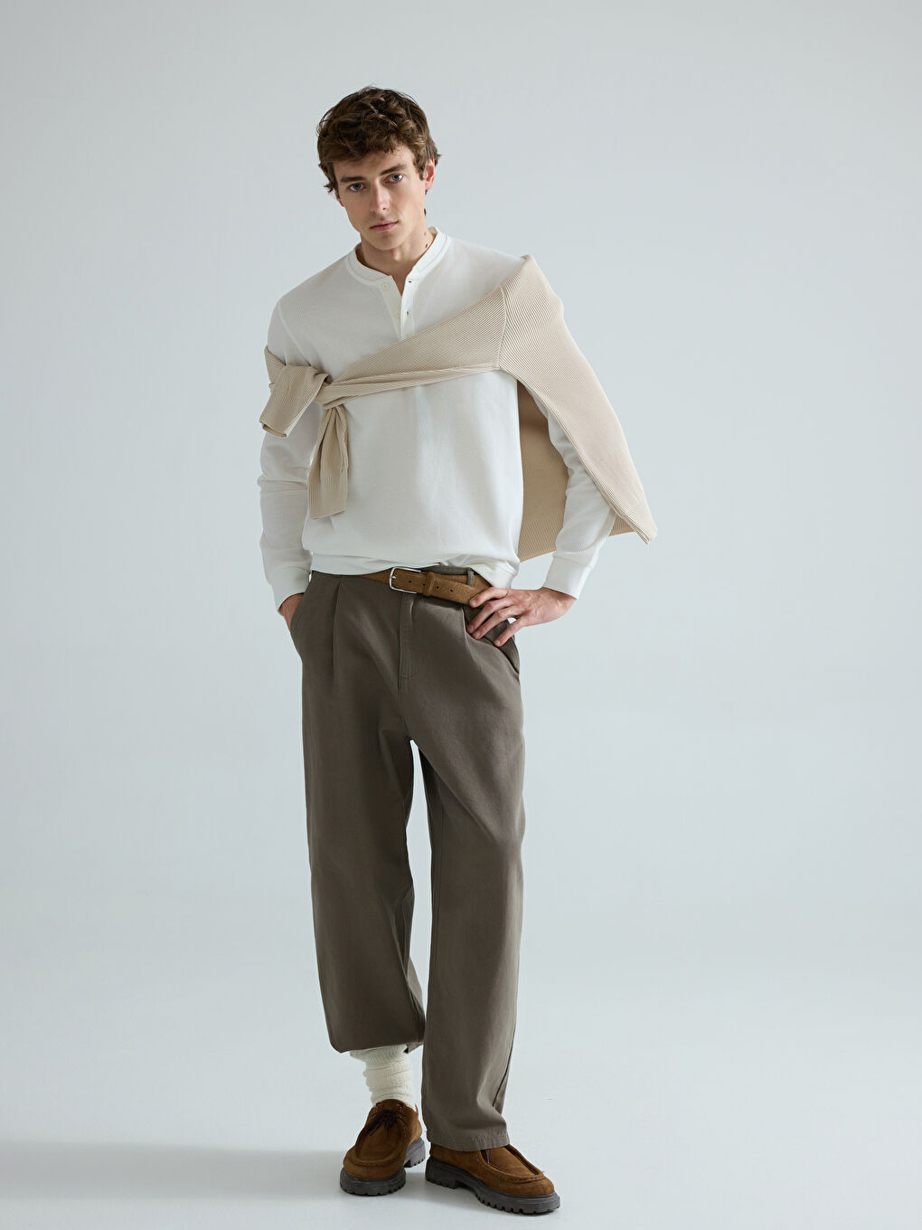 Ekru Bisiklet Yaka Erkek Sweatshirt-1