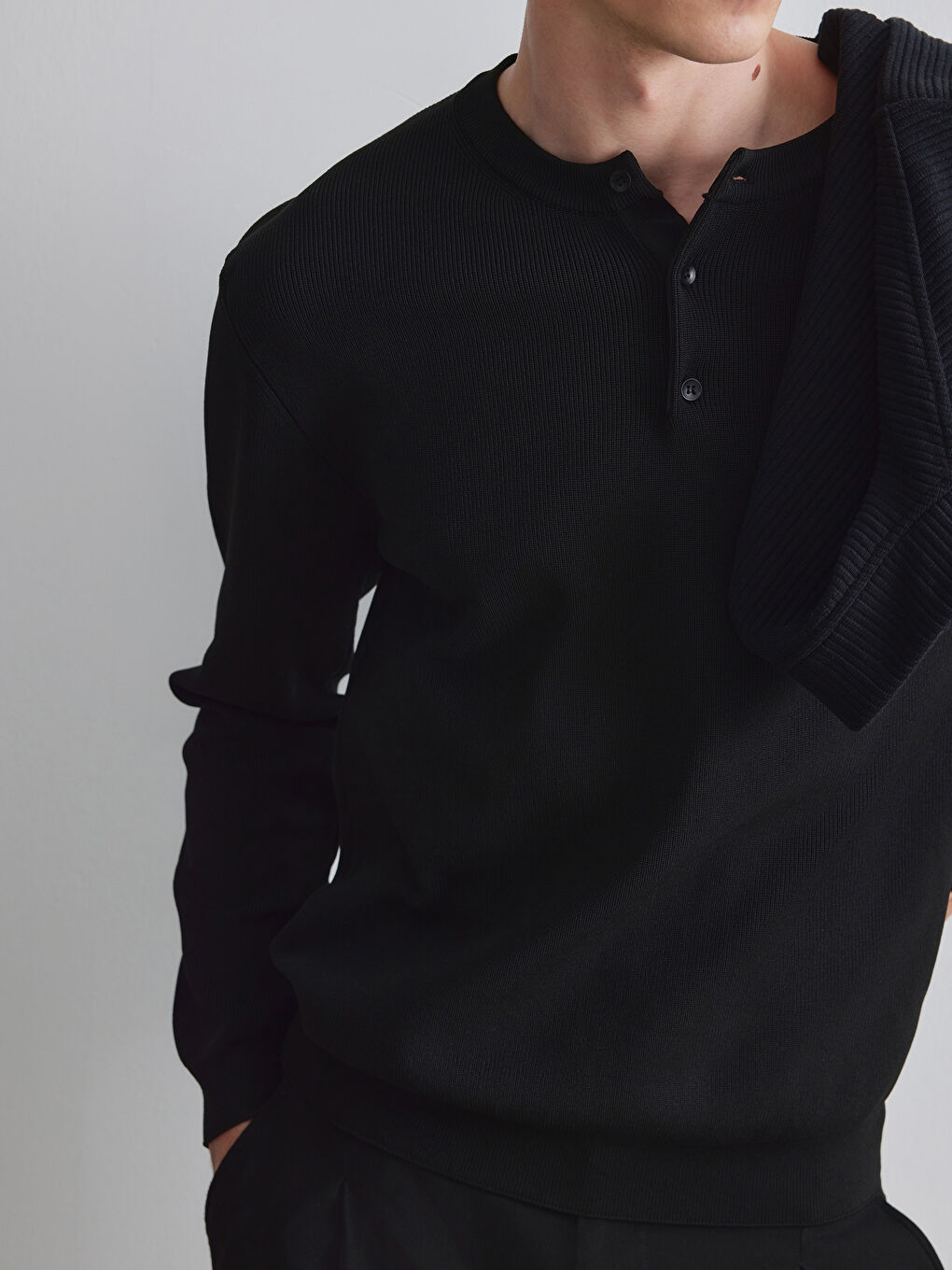 Siyah Bisiklet Yaka Erkek Triko Kazak-2