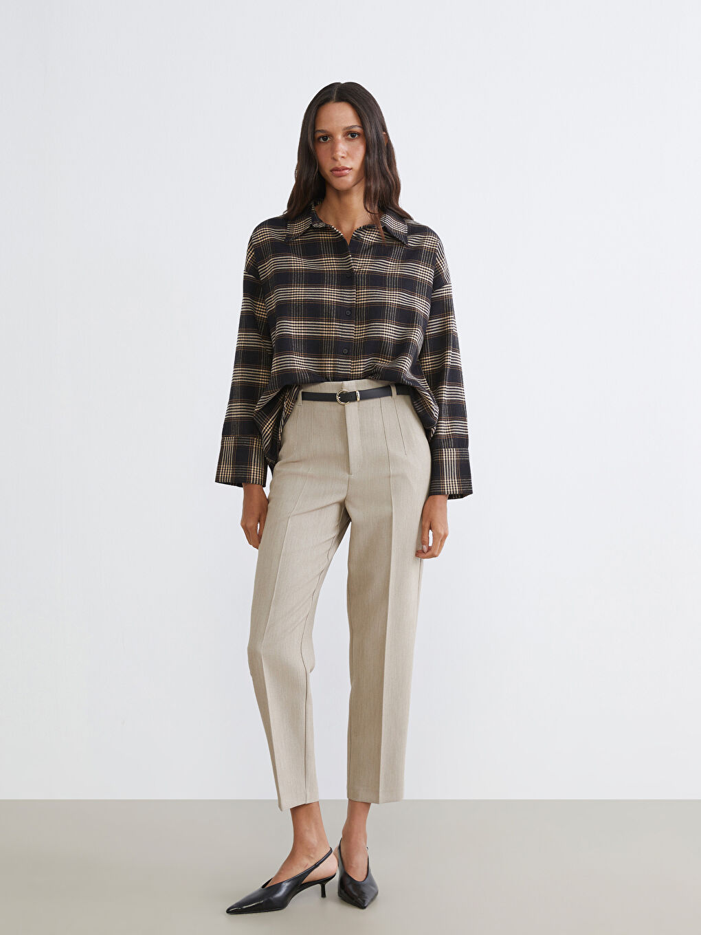 Siyah Ekose Oversize Kadın Gömlek-1