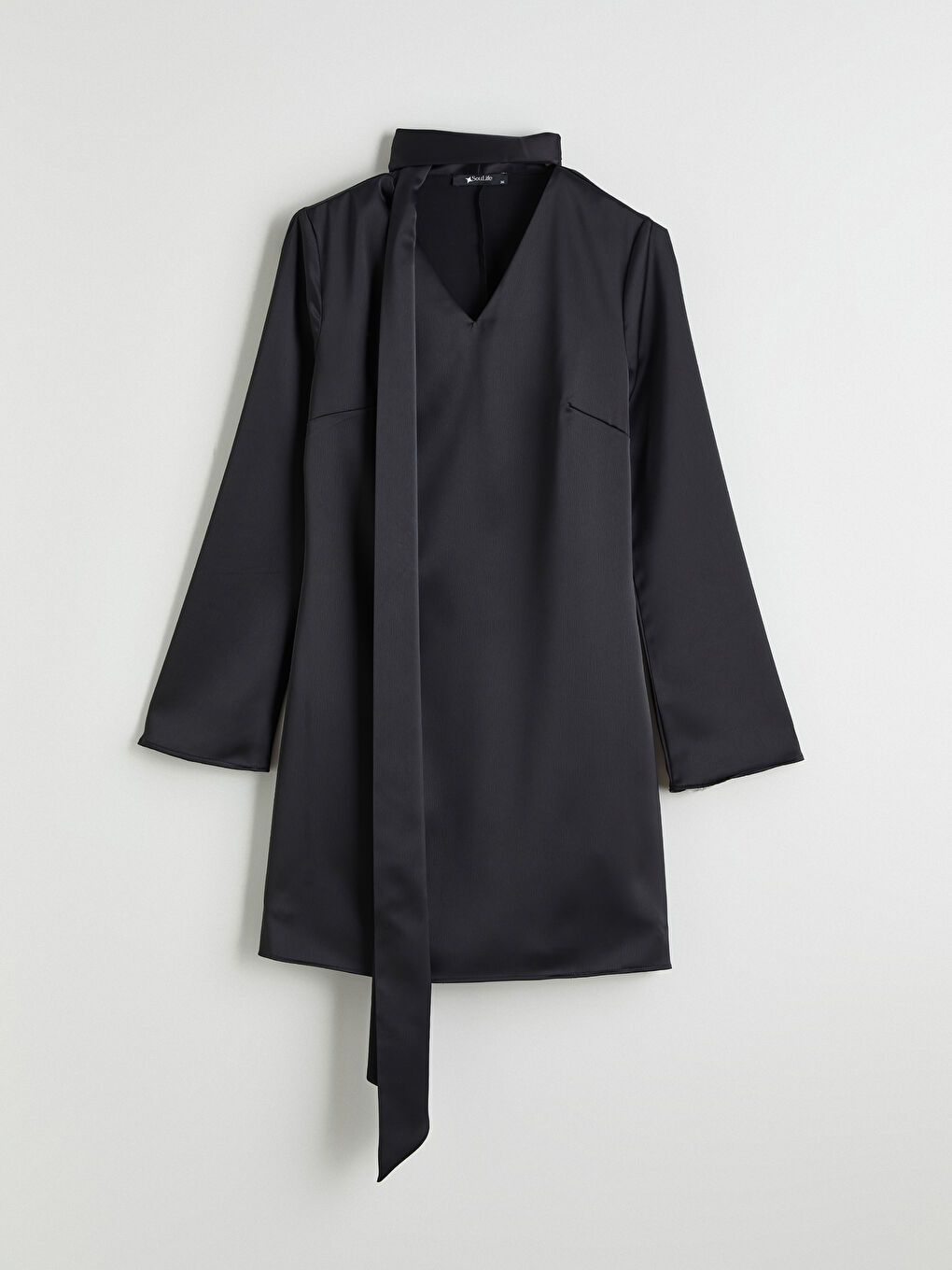 Siyah Şal Yaka Saten Mini Elbise-4