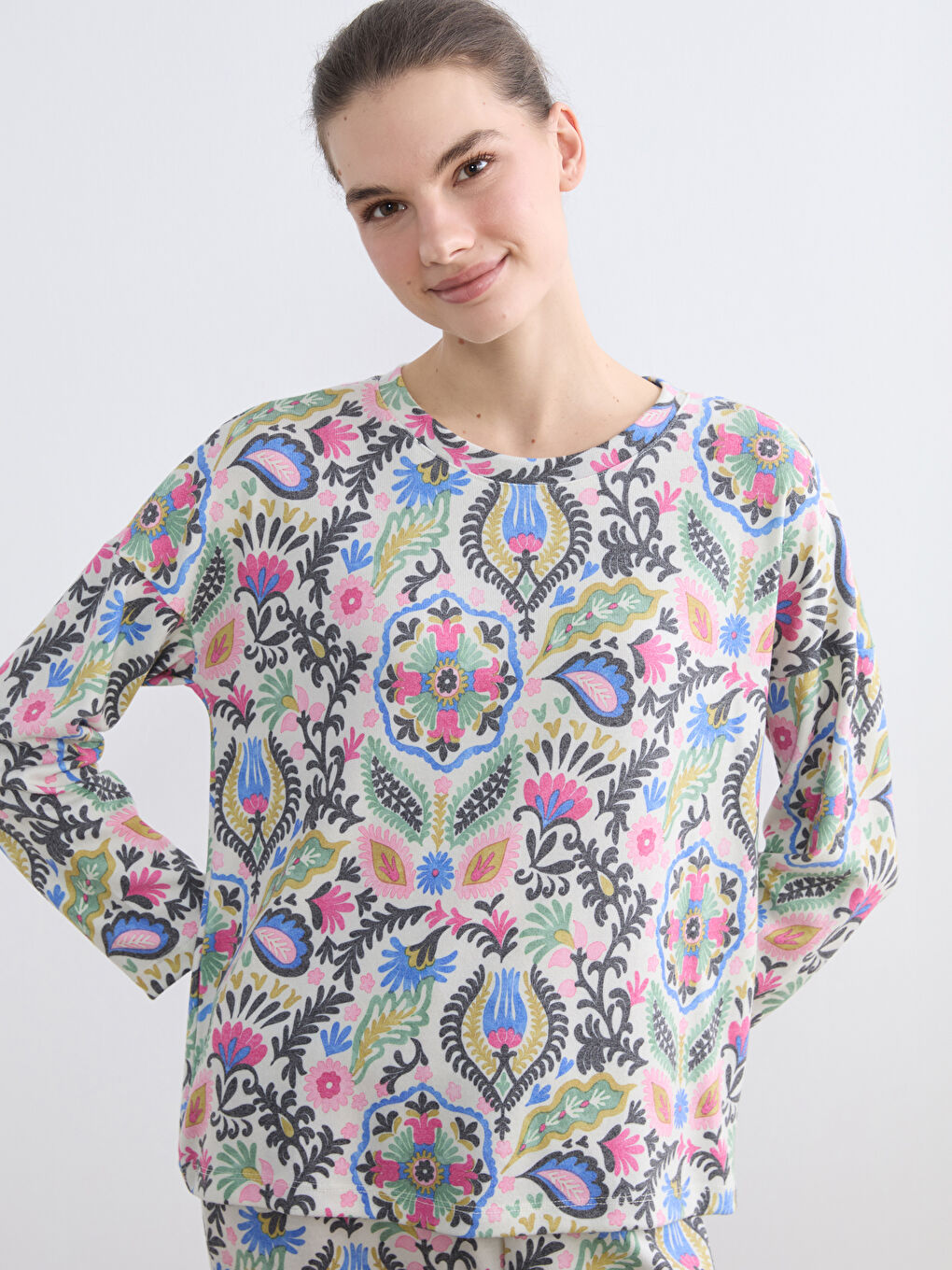 Woman ECRU Pyjama Set-1