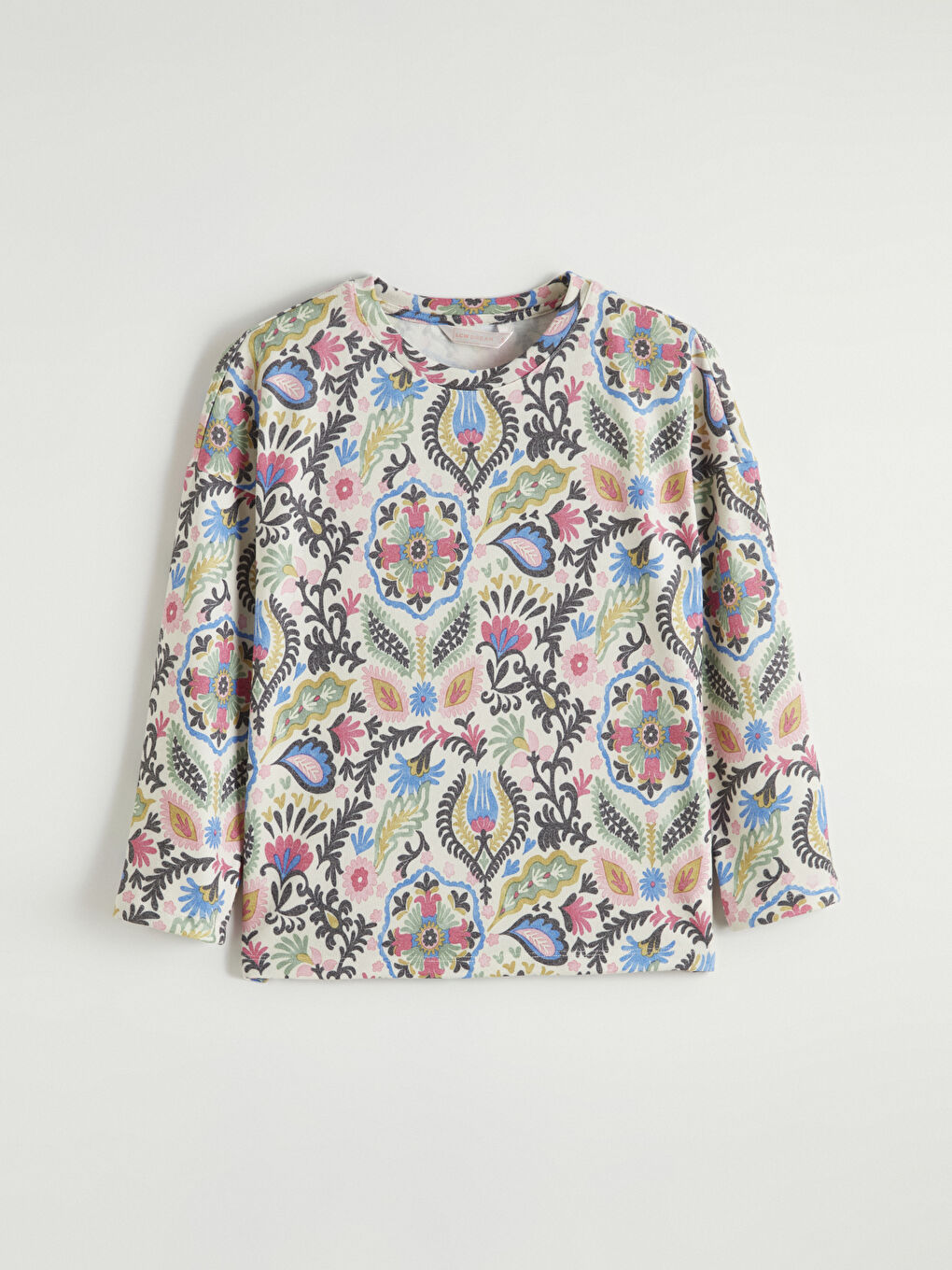 Ekru Bisiklet Yaka Desenli Kadın Pijama Takımı-1