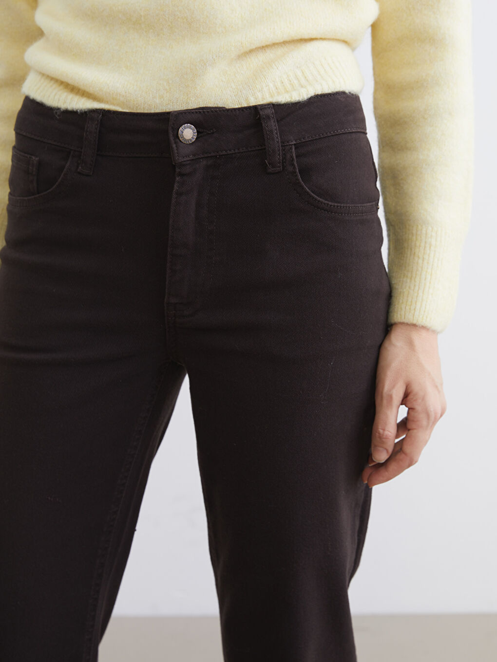 Women's Straight-Fit Jeans-2