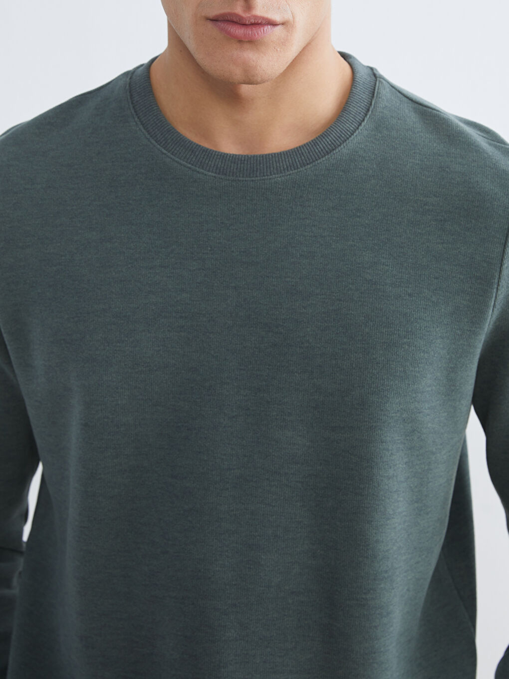 Yeşil Bisiklet Yaka Erkek Sweatshirt-2