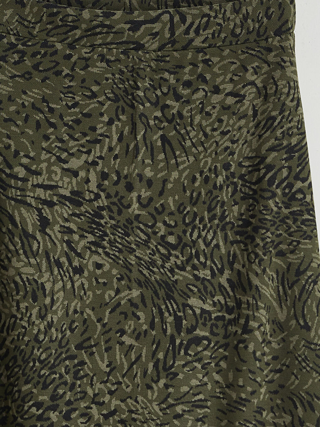 Haki Beli Lastikli Desenli Etek-1