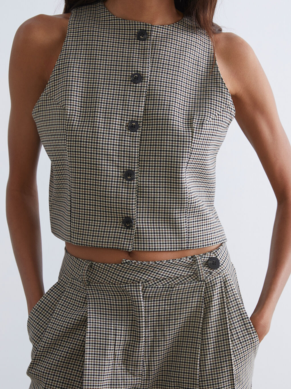 Bej Bisiklet Yaka Kazayağı Desenli Kadın Klasik Yelek-2