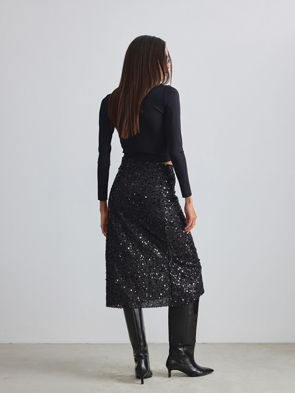 Siyah Dar Fit Payetli Etek-3